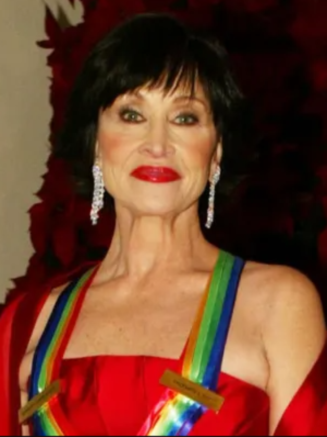 Broadway Legend Chita Rivera Dies at 91