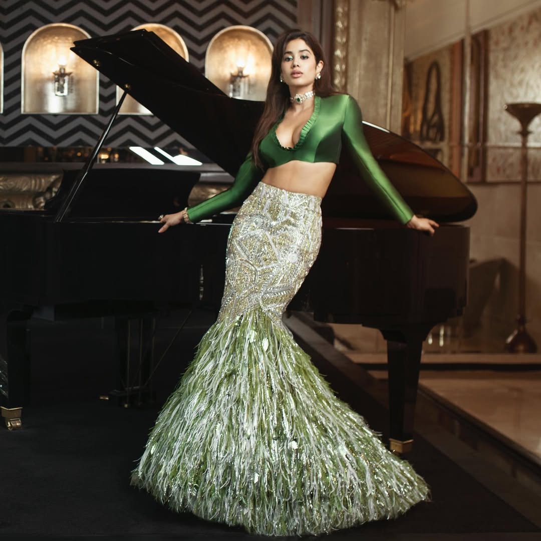 Janvi Kapoor Mermaid Lehnga