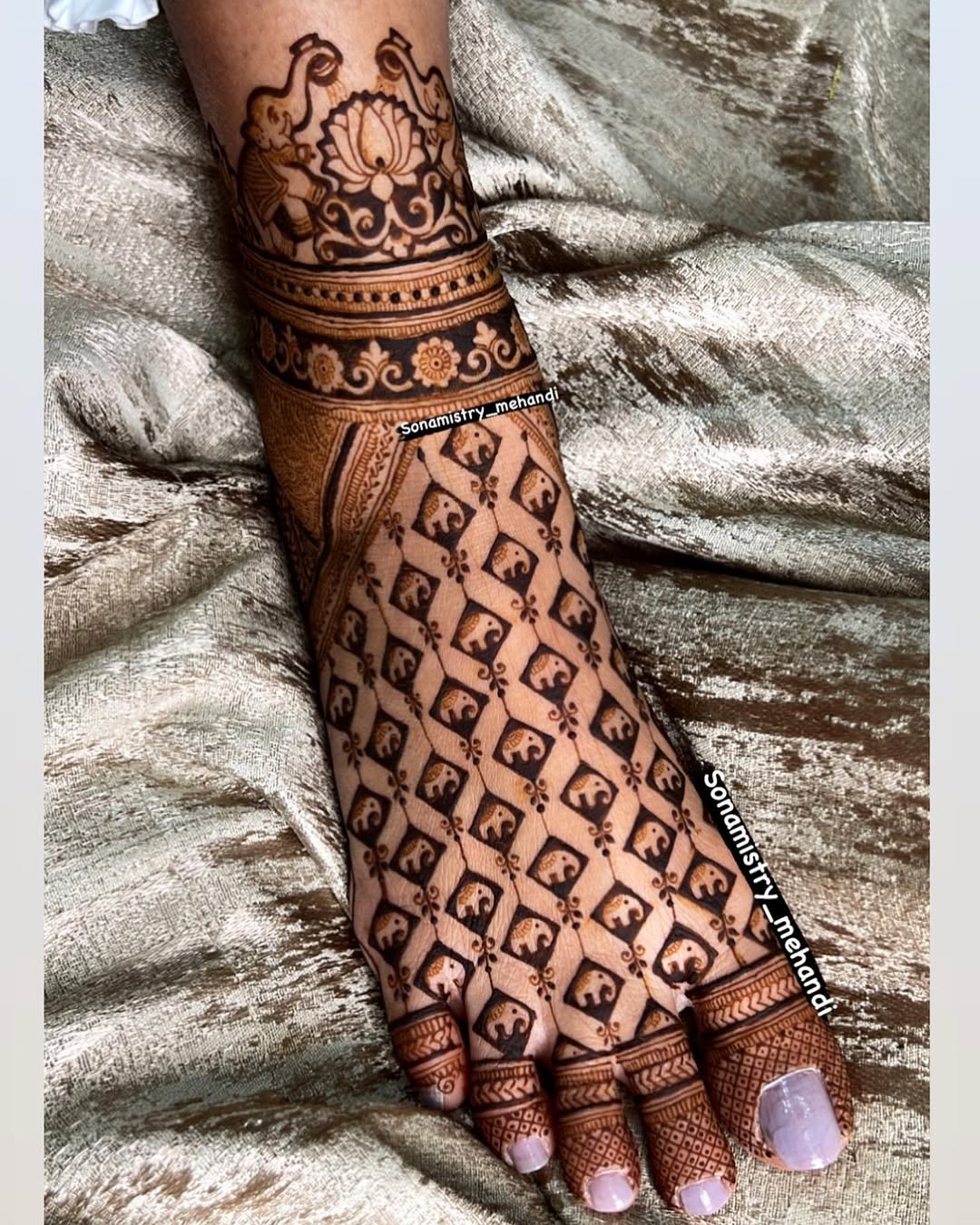 small Elephant_Mahendi