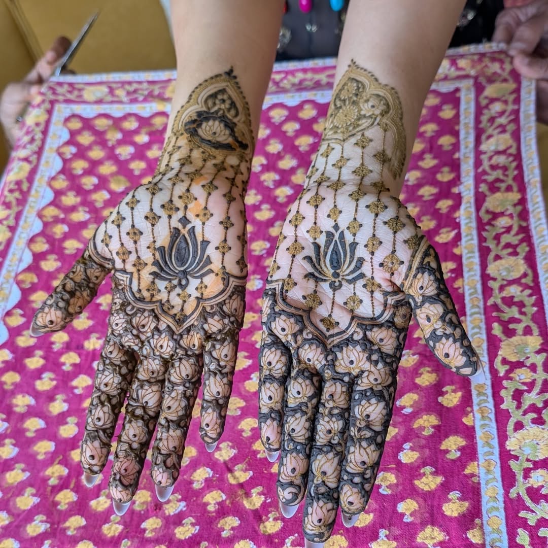 Lotus_Mahendi