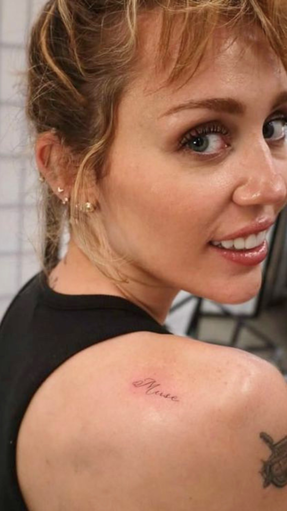 shoulder_tattoo